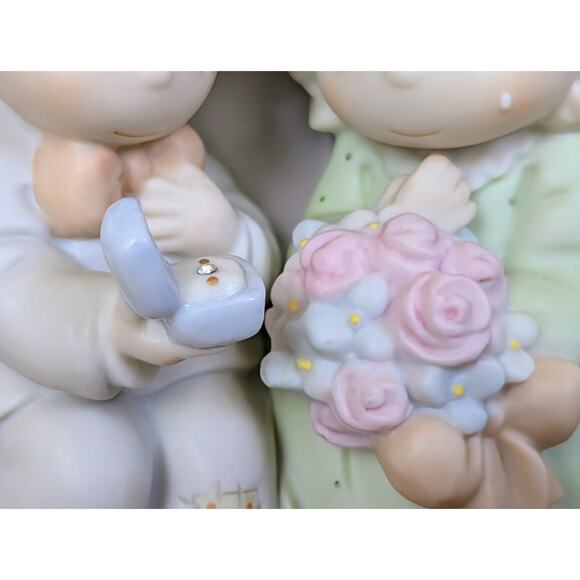 Precious Moments 261149 "Say I Do" Figurine 1996 Enesco Proposal Cake Topper - Picture 3 of 10